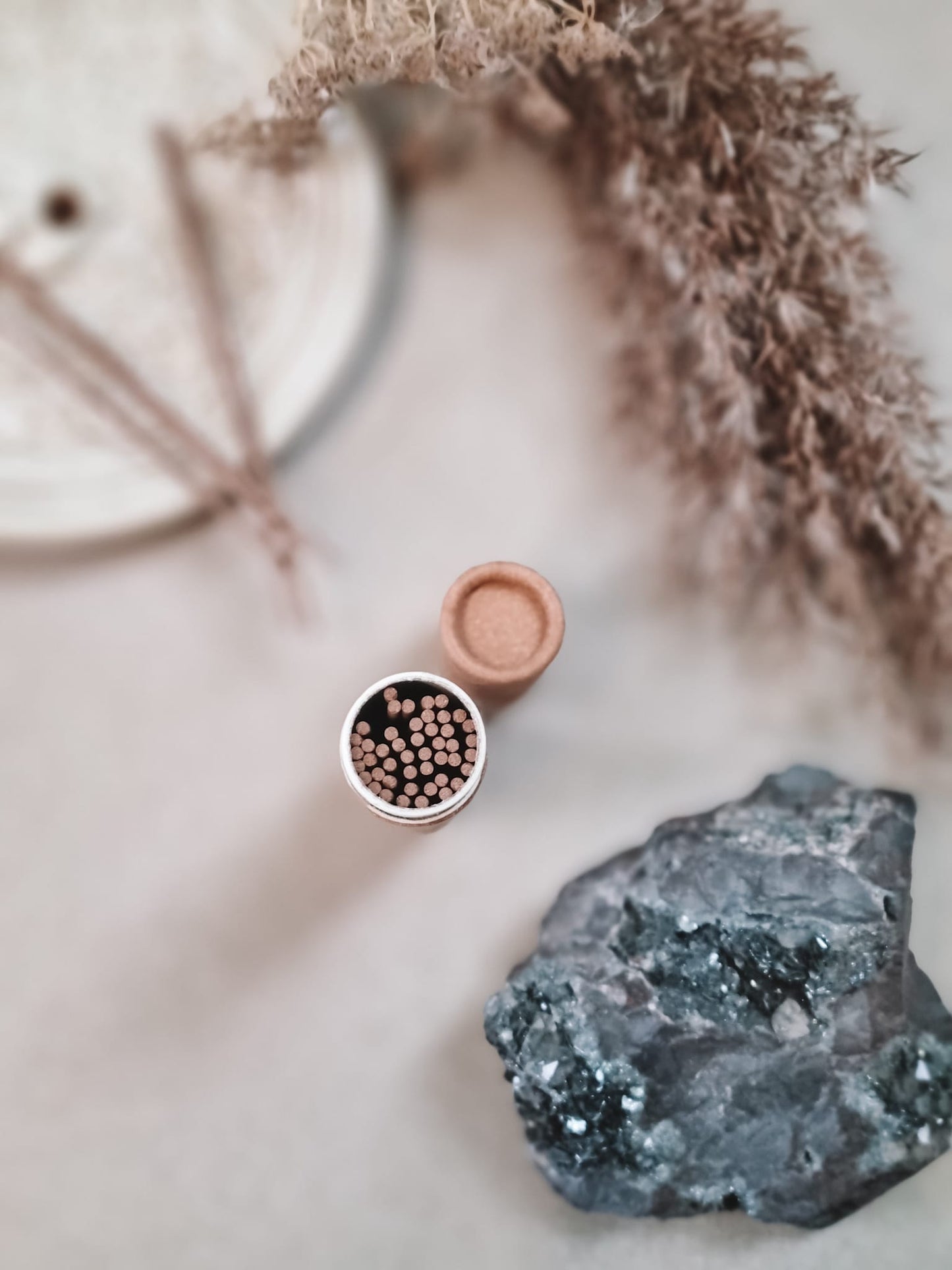 Premium palo santo wood - 2 pcs per pack