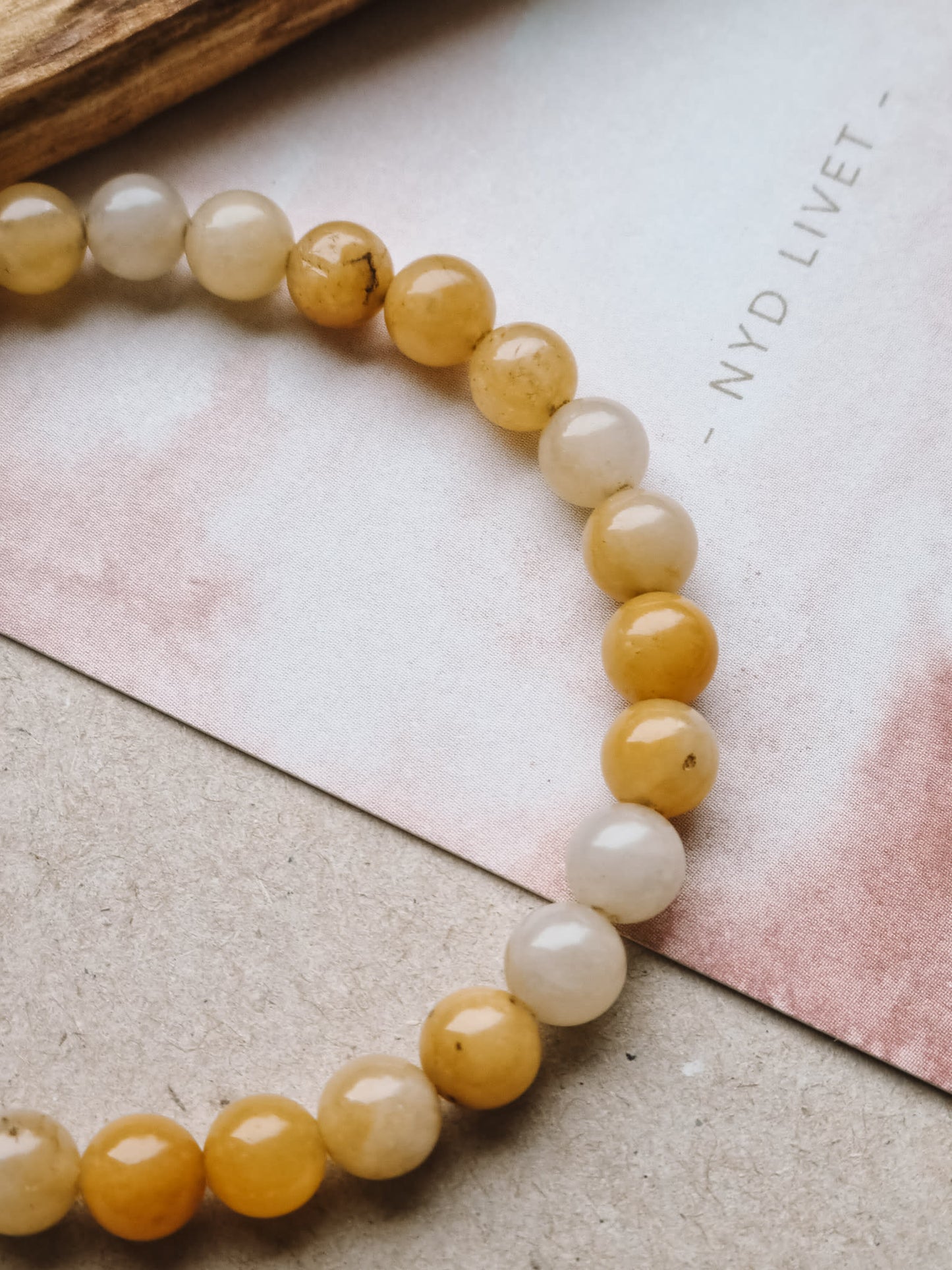 Mantra ENERGY armbånd - Harmoni - Gul jade -