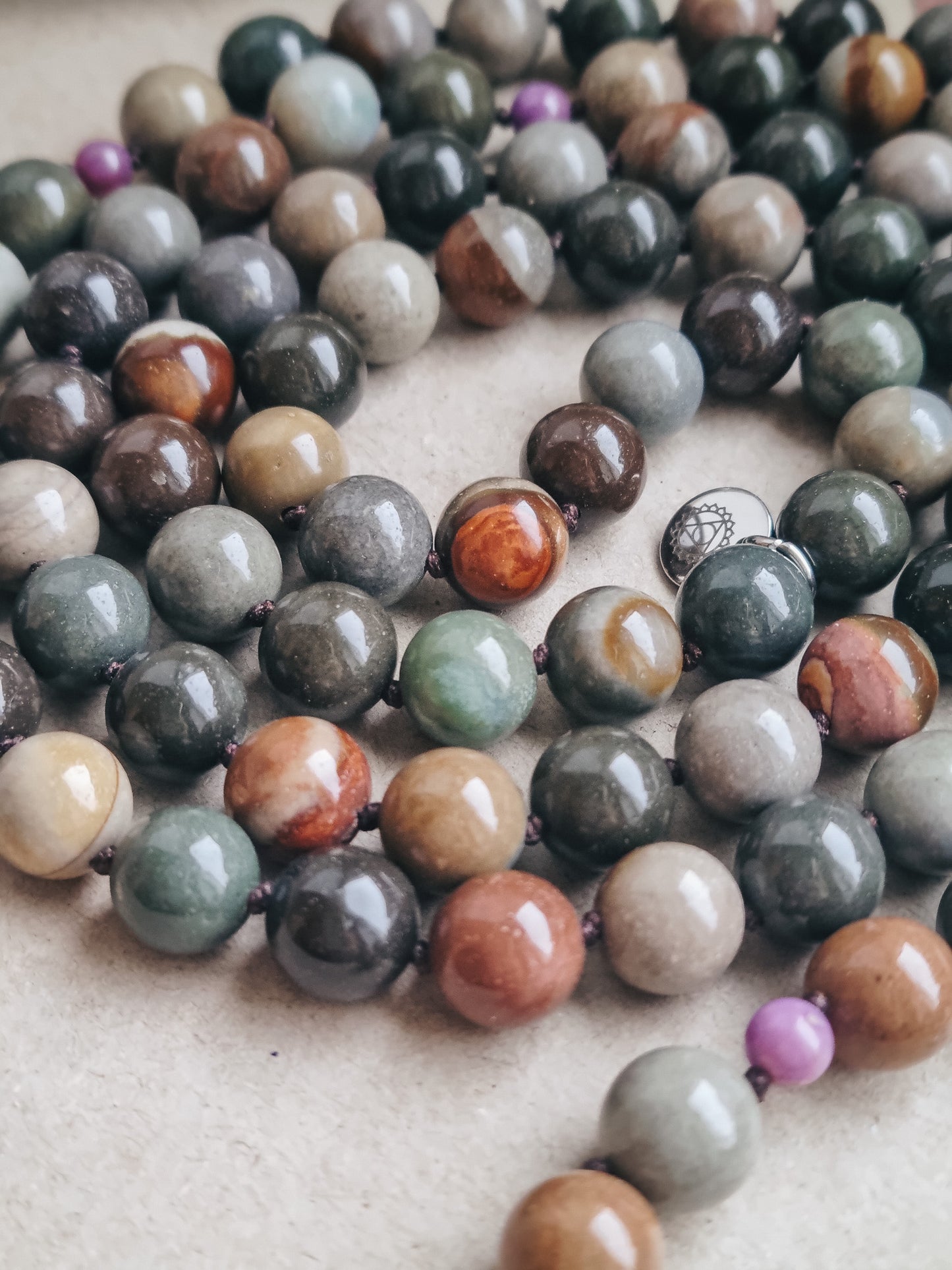 Mantra Mala - "Je crée un équilibre calme dans le corps et l'esprit"