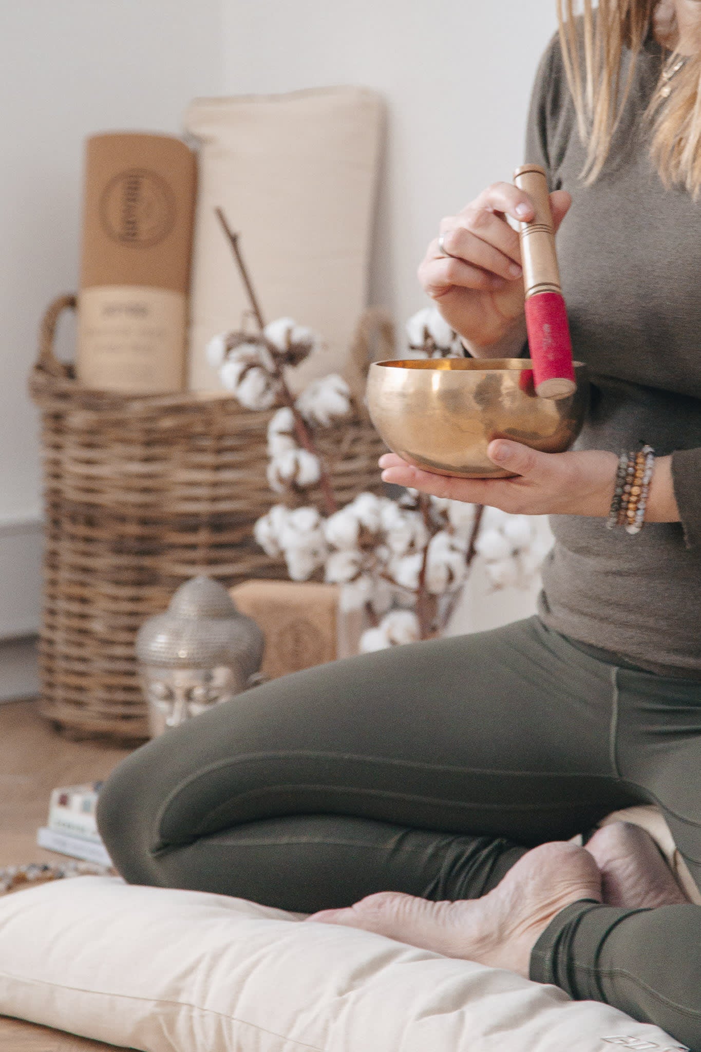 Syngeskål med træpind -