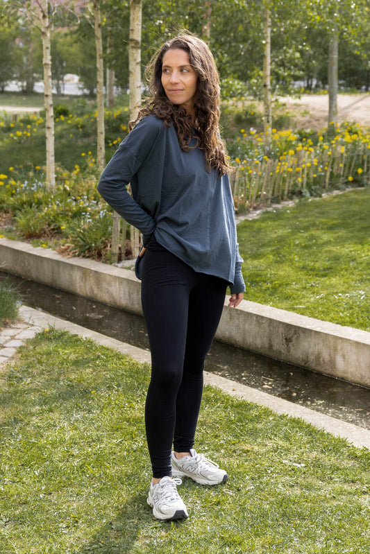Lion Drapy Tee - Dusty Blue