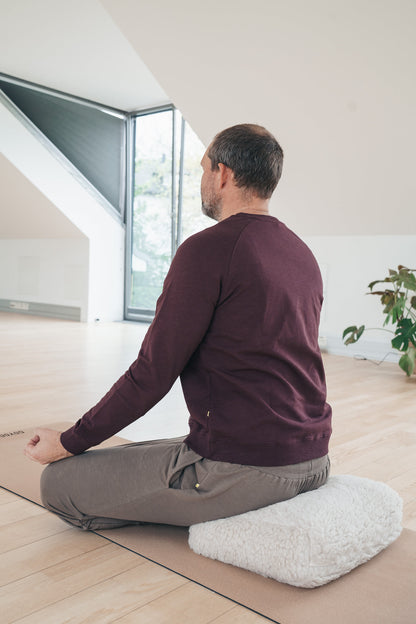 Mudra Sweatshirt - Dark Plum