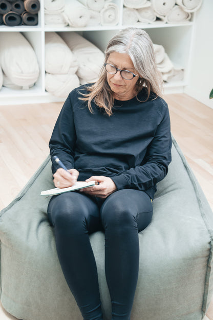 Mudra Sweatshirt - Black