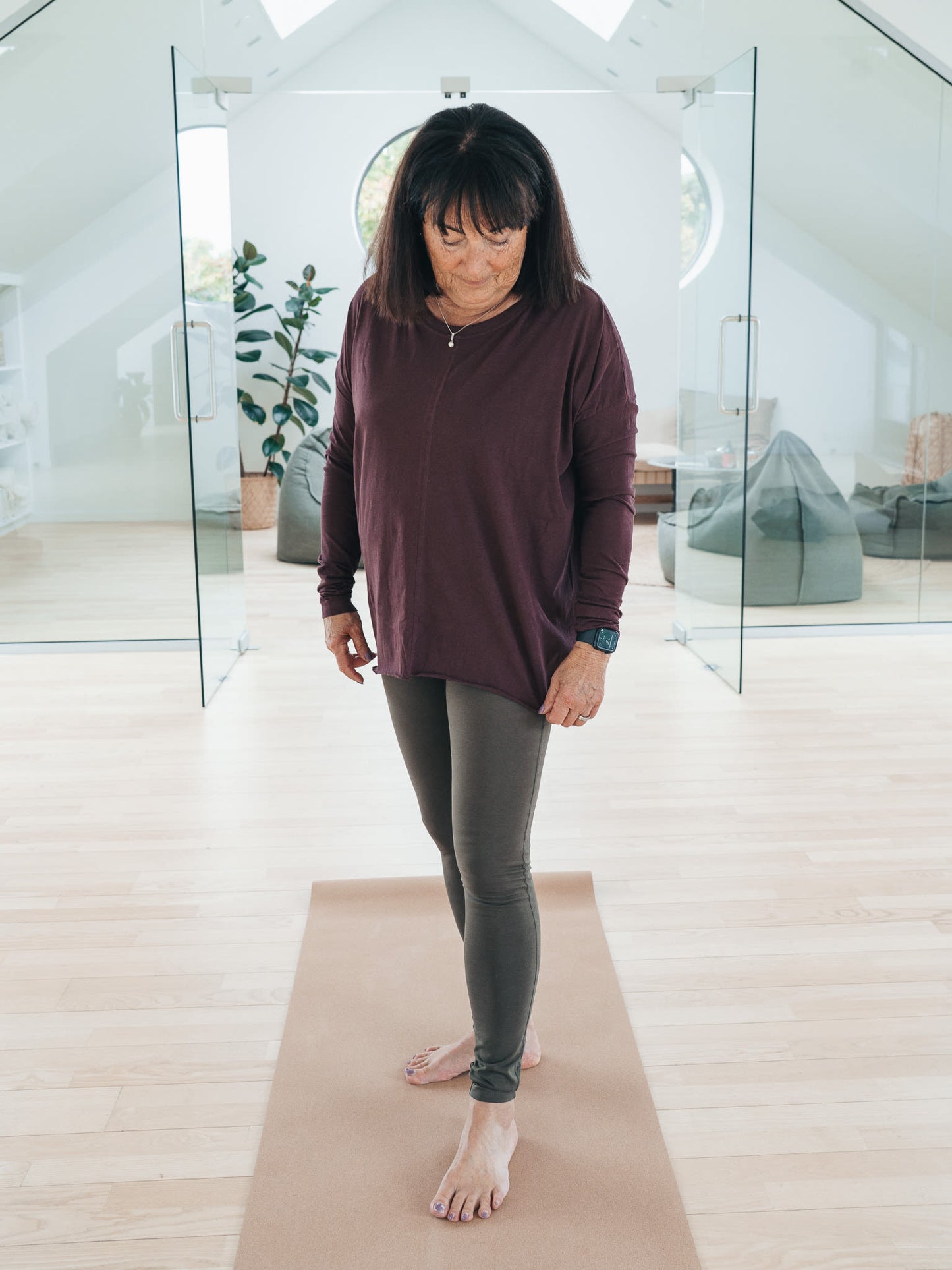 Lion Drapy Tee - Dark Plum