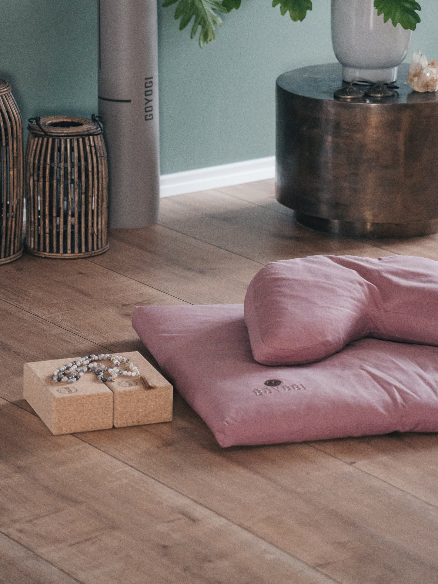 Begin Meditation Zafu Bundle - Rose