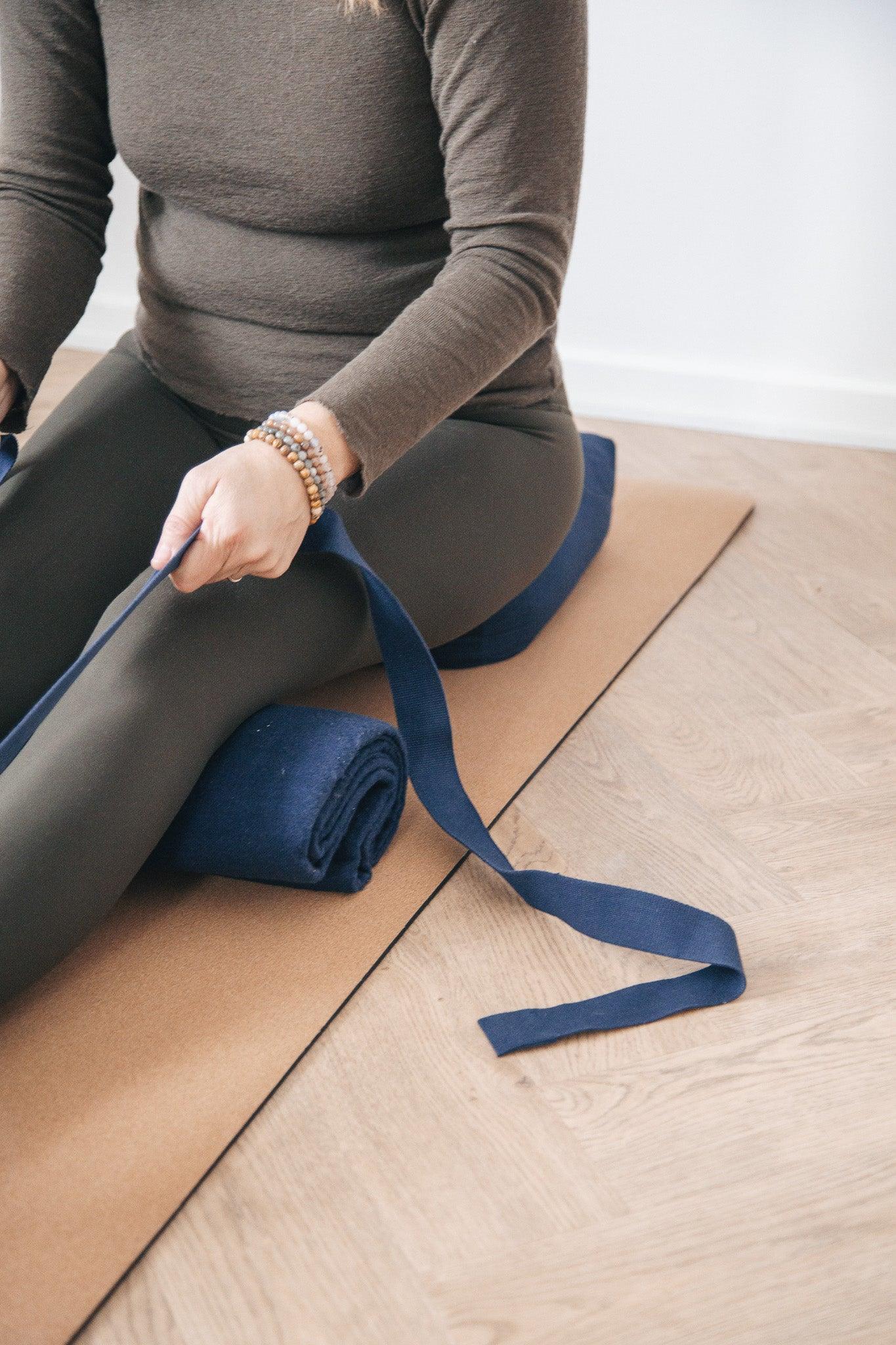 GOYOGI træningsbælte, økologisk bomuld og med en længde på hele 280 cm, uundværligt redskab til både i din daglige yogapraksis og til afspændingsøvelser yoga strap calm organic cotton yogabælte