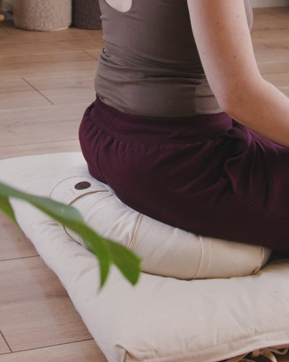 Calm Crescent Halvmåne Meditationspude - Dark Olive