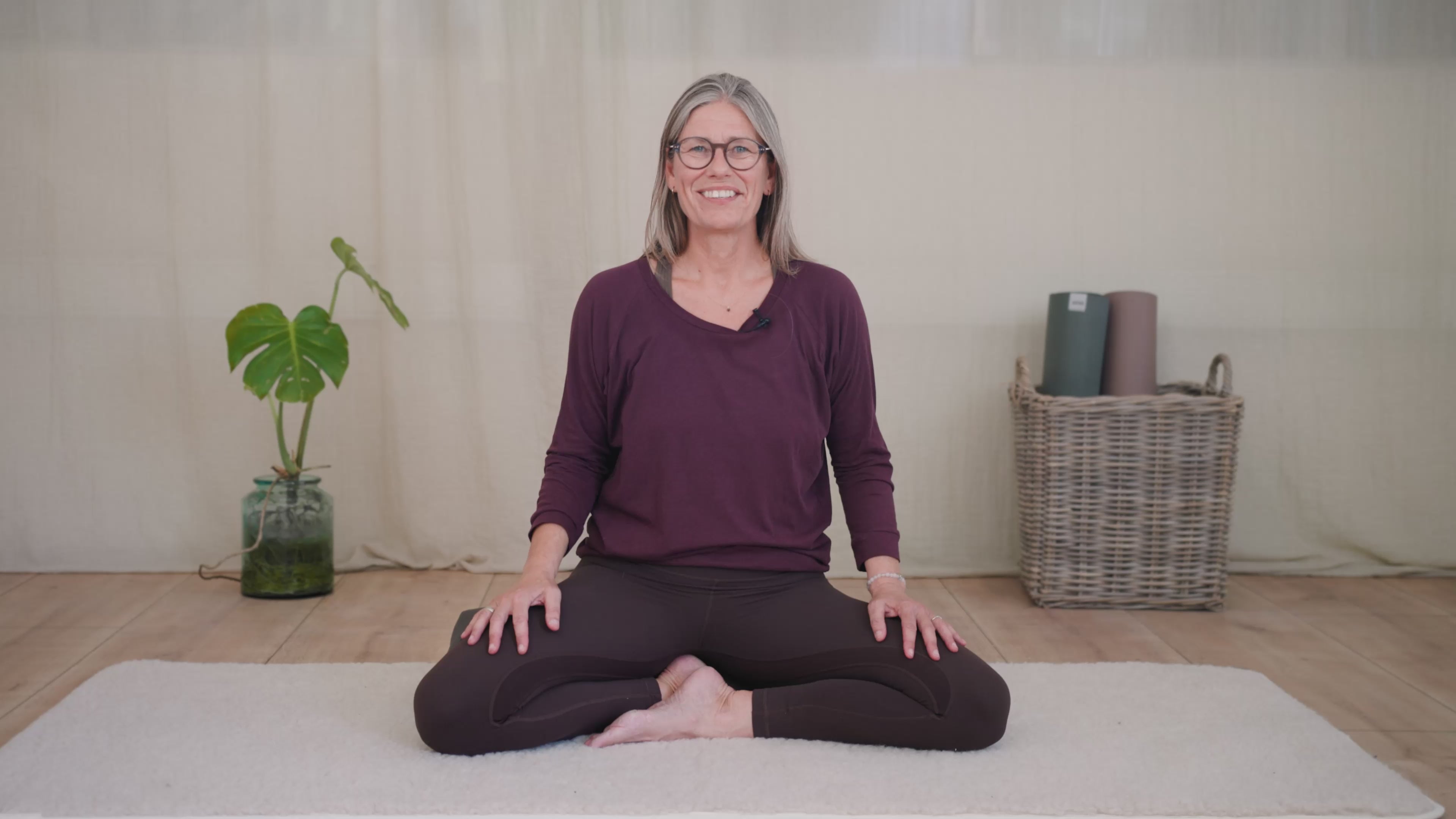 Indlæs video: yogamåtte i uld